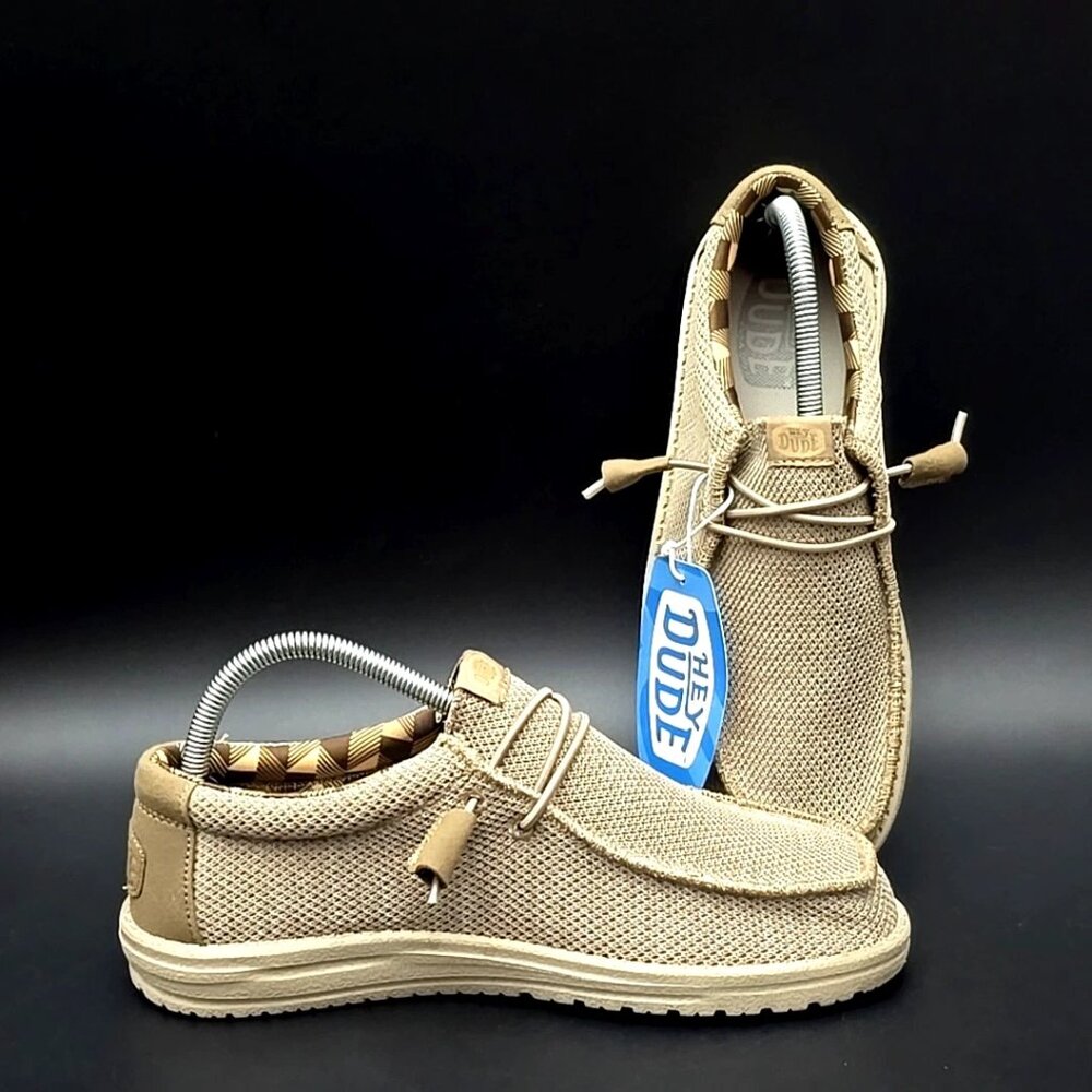 Hey Dude Wally Stretch Sox Men's Beige Slip-on Loafer Shoes Size 5